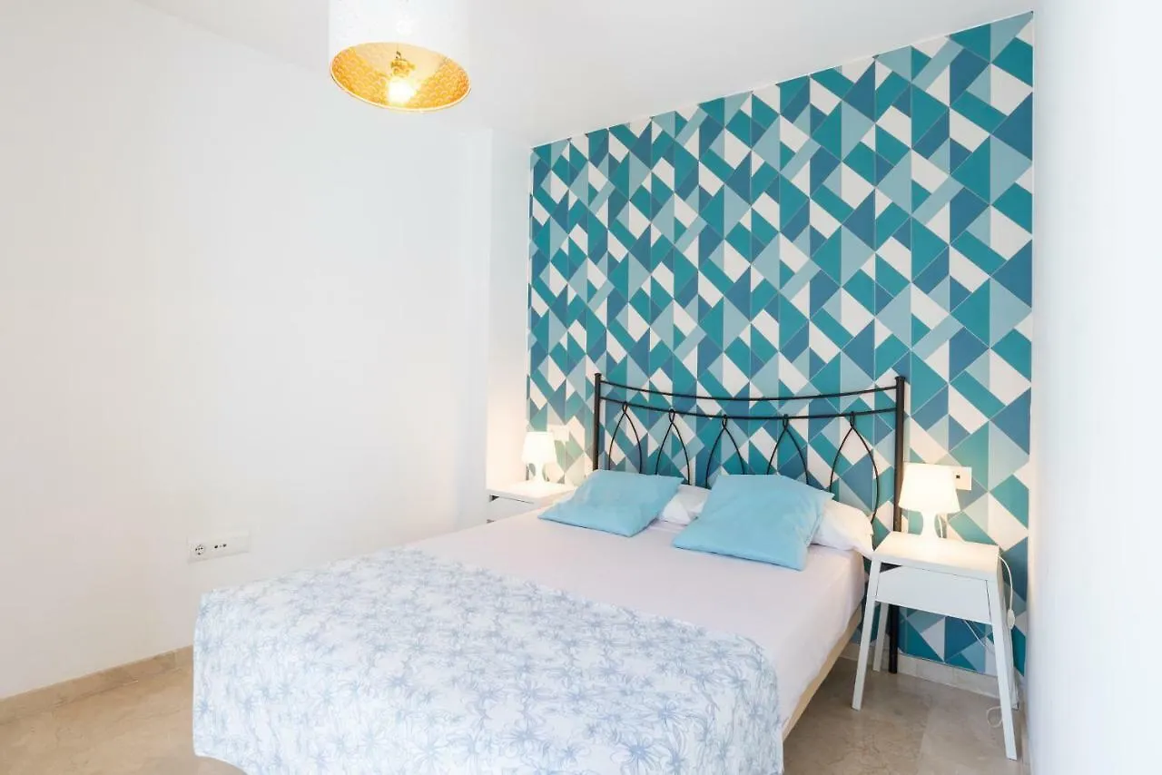 Lu&Cia City Centre Victoria 4 Hotel Malaga 0*,